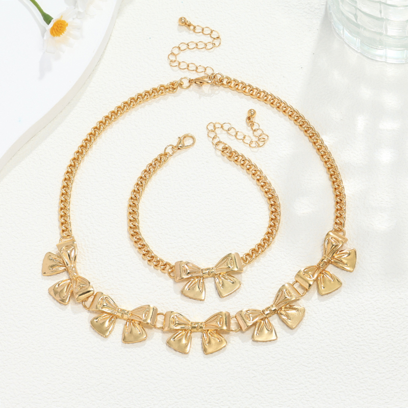 Set metalic pentru femei cu model butterfly/dragonfly/insect — colier, cercei și accesoriu de mână, electroplacare