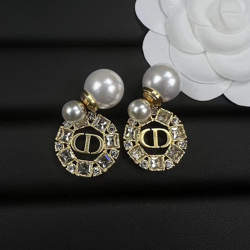 Месинг комплект бижута с диамантено покритие и O-образна верига — огърлица, гривна и обеци, кръгъл дизайн с буква CD и кристали, оригинален дизайн