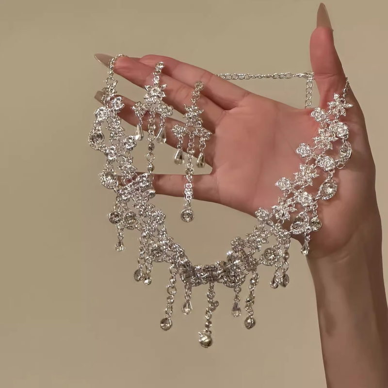 Set ogrlice i naušnica s rhinestone resicama, elektroplating miješani materijala, klavikularni lanac, ljeto 2025