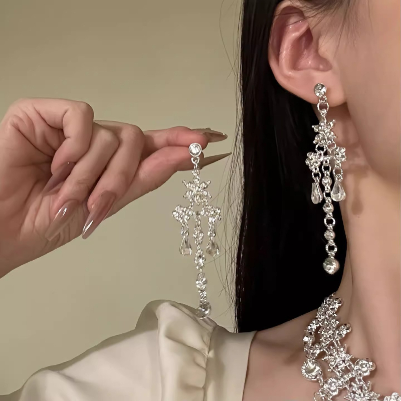 Set ogrlice i naušnica s rhinestone resicama, elektroplating miješani materijala, klavikularni lanac, ljeto 2025