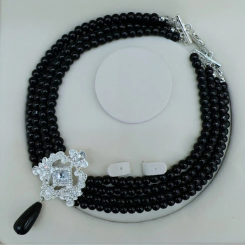 Geometrijski kvadratni rhinestones ogrlica choker s višeslojnim umjetnim perlama — cinkova zliatina, običan lanac, privjesak od legure