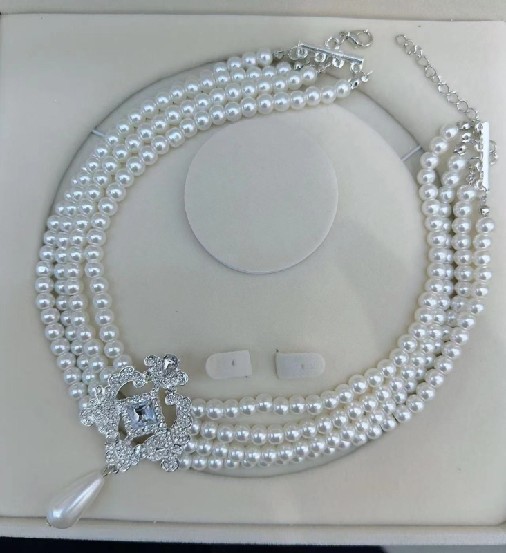 Geometrijski kvadratni rhinestones ogrlica choker s višeslojnim umjetnim perlama — cinkova zliatina, običan lanac, privjesak od legure