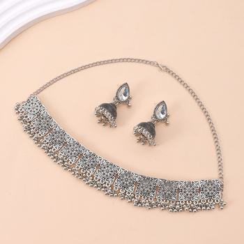 Set nakita: naušnice i ogrlica, Boho retro stil, legura s elektroplatiranjem, običan lanac, privjesak od legure, za žene