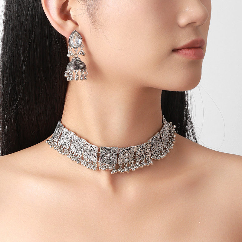 Set nakita: naušnice i ogrlica, Boho retro stil, legura s elektroplatiranjem, običan lanac, privjesak od legure, za žene