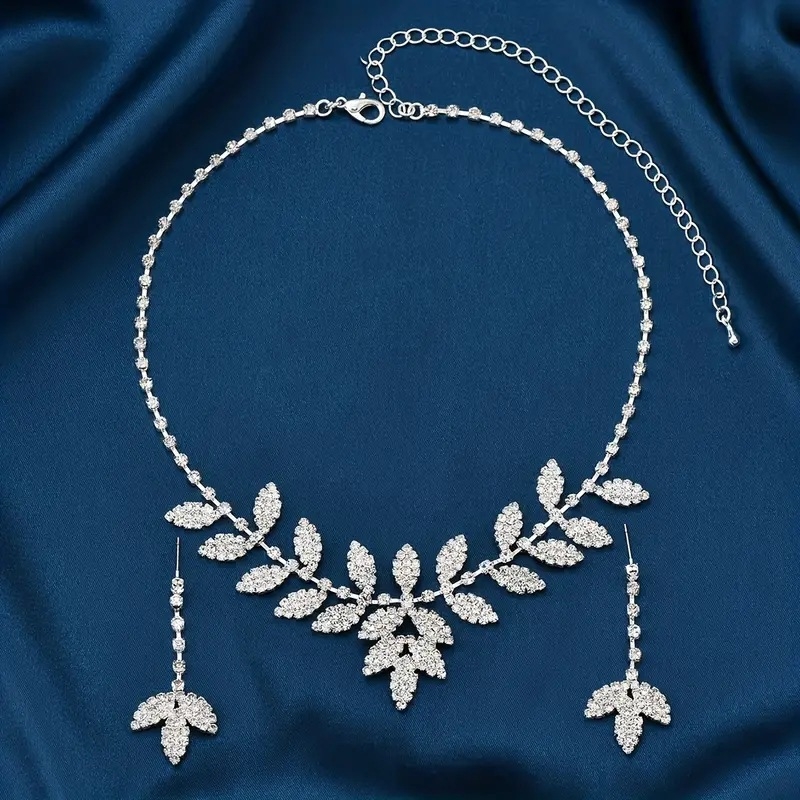 Ženski set nakita od bakra s rhinestones, motiv lišća — ogrlica, naušnice i narukvica, claw chain lanac, cvjetni uzorak, zimska 2025 kolekcija