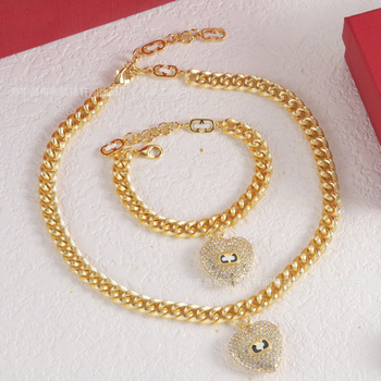 Unisex bakreni lanac s uvijenim lancem i privjeskom u obliku srca s slovom i cirkonima — set ogrlice i nakita za ruku