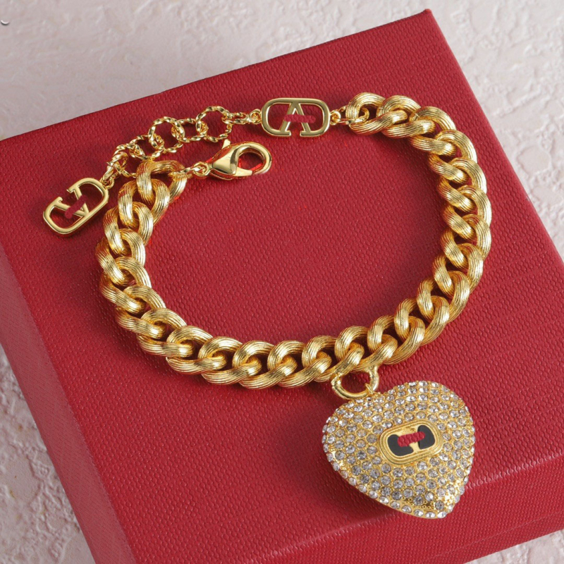 Unisex bakreni lanac s uvijenim lancem i privjeskom u obliku srca s slovom i cirkonima — set ogrlice i nakita za ruku