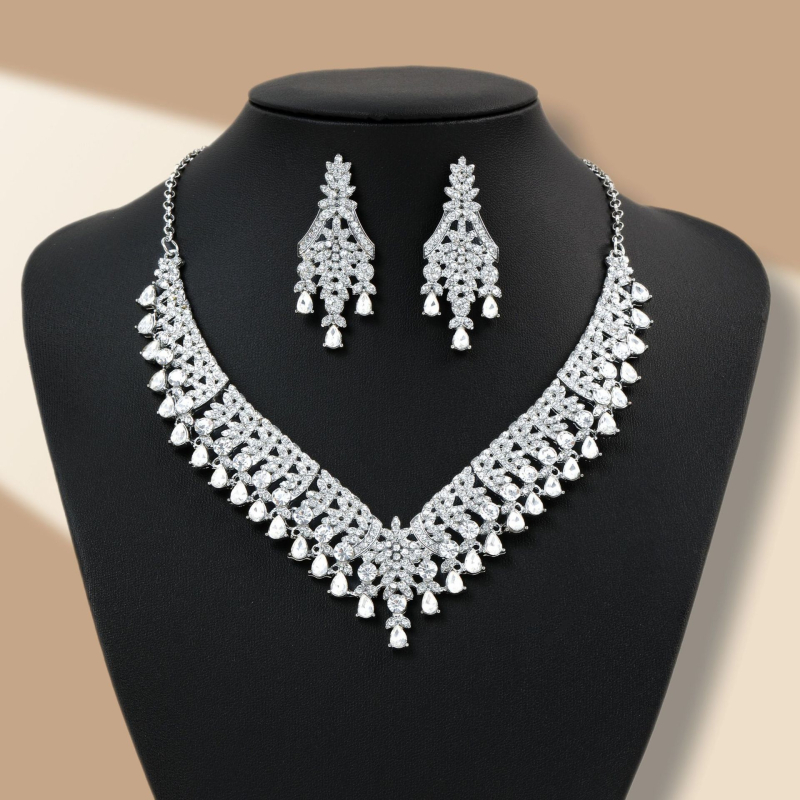 Set nakita: geometrijska ogrlica i naušnice s rhinestoneom, O-oblika lanac, cinkova legura, elektroplatiranje