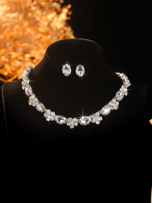 Geometrijski set nakita s rhinestones: ogrlica, naušnice i prsten, običan lanac, umjetni kristali, elektroplatinasto završetak, Jun chun