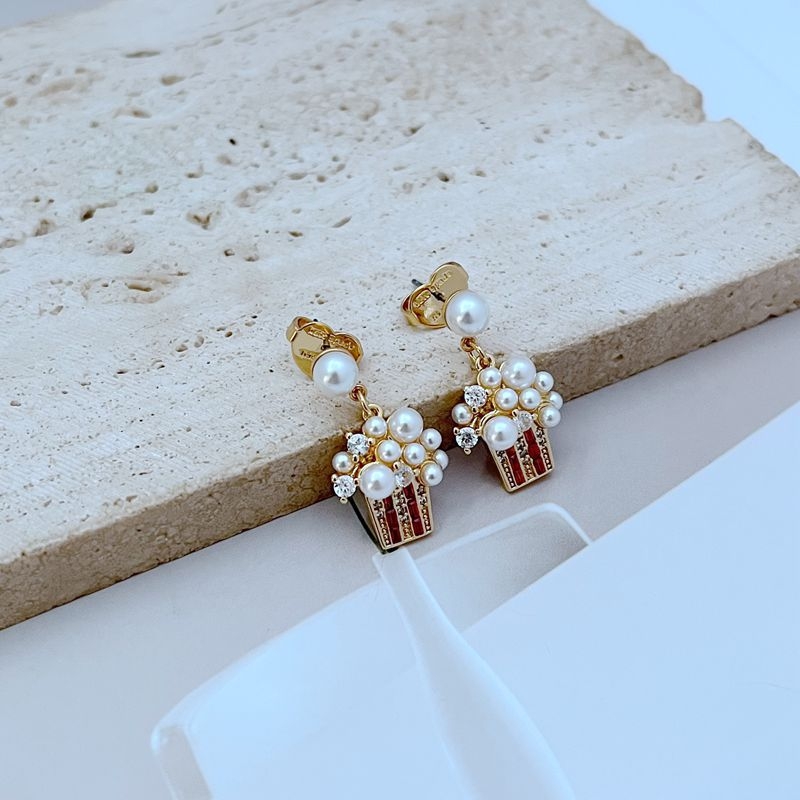 Set nakita: metalne naušnice i ogrlica, lanac u obliku križa, medaljon s kristalima i perlama, ženski stil, ljeto 2024