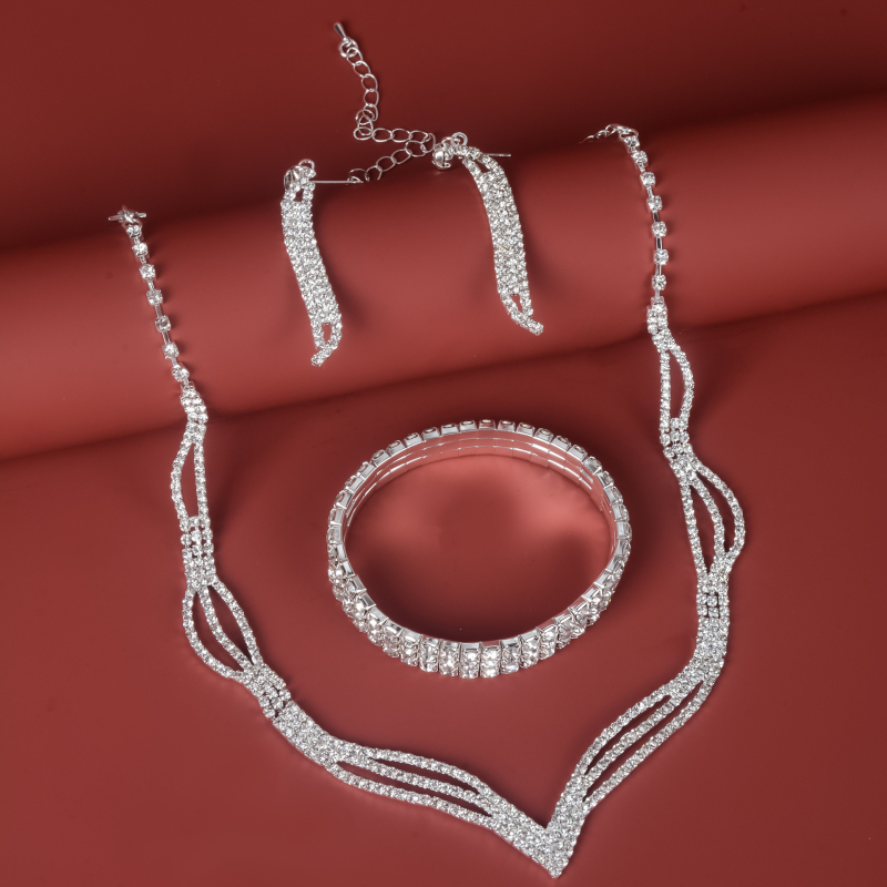 Trojkomponentni set nakita od rhinestone: naušnice, narukvica, ogrlica – uvijeni lančić, privjesak rhinestone, uzorak zvijezda/sunce i mjesec/oblaci/vesmirs, vjenčani jednostavan stil, Pisa marka.
