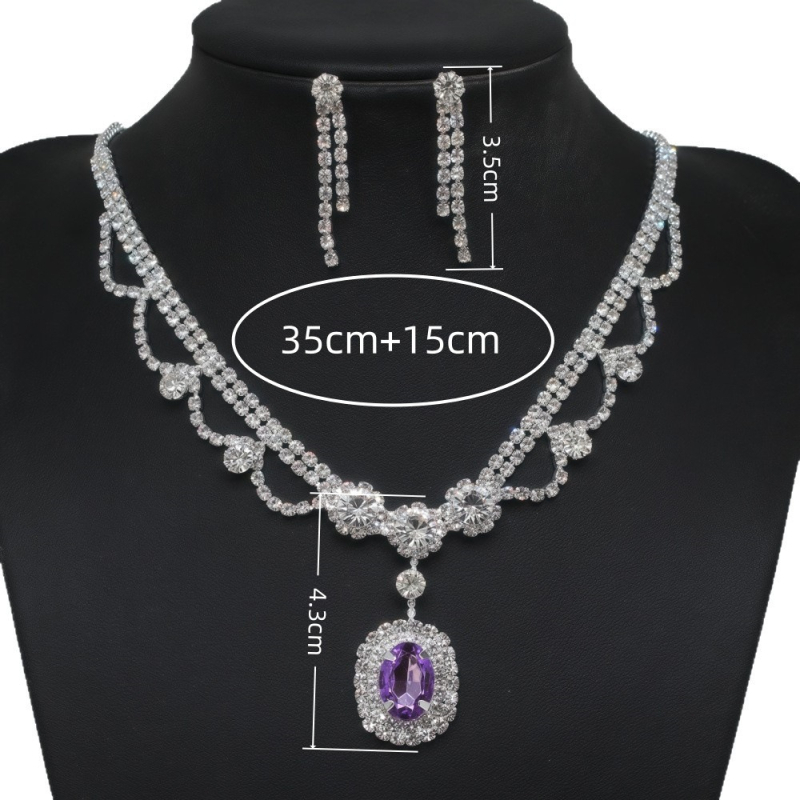 Dva dijela set nakita: ogrlica i naušnice; Materijal: bakrena legura; Privjesak materijal: kristal; Lanac: standardni lanac; Oblik: geometrijski; Marka: tecan