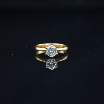 Prsten od titan čelika s moissanitom, geometrijski retro stil, Seiko završna obrada