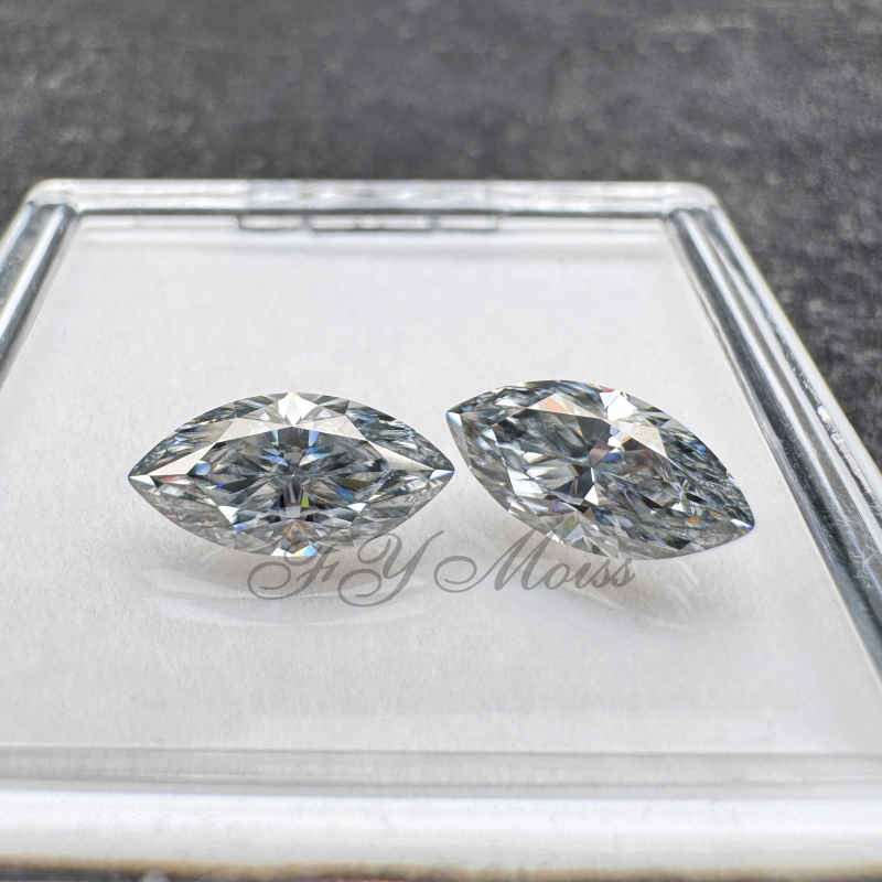 Moissanit drágakő – ívelt marquise alak (ló szem), tisztaság VVS, vágás, mesterséges eredet