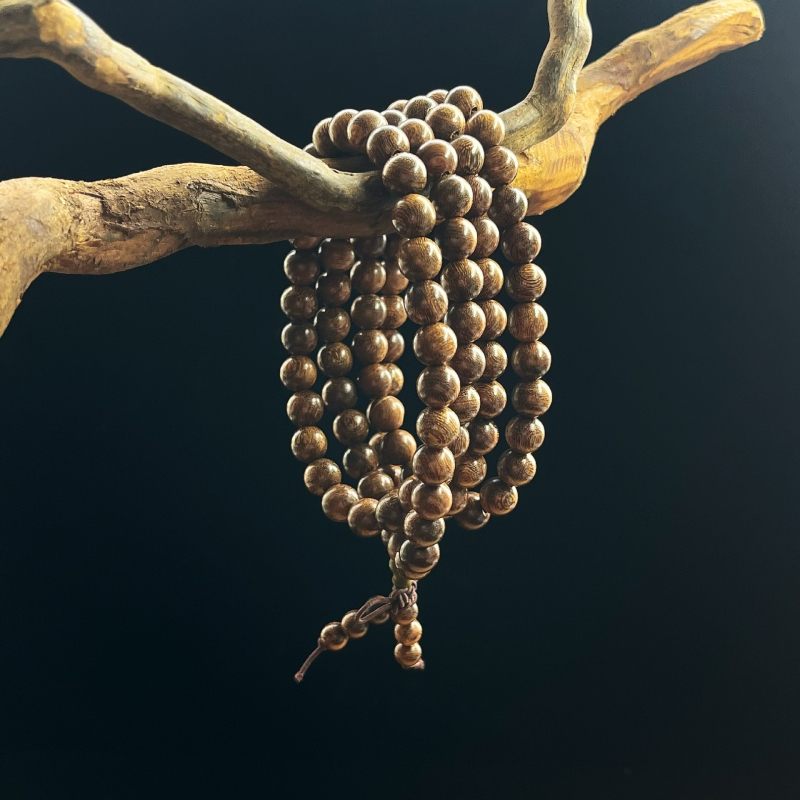 Narukvica s budističkim perlama od sandalovog drveta (Etnički stil; Unisex; 108 perli; Geometrijski oblik)