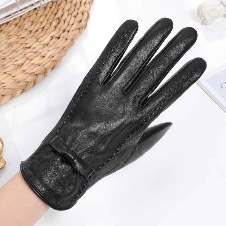 Női báránybőr kesztyűk – koreai stílusú masnival, jacquard hátsó rész, érintőképernyő-kompatibilis meleg, szélálló, vezetéshez és kültéri tevékenységekhez ősszel és télen.