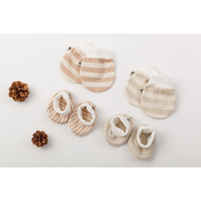 Комплект бебешки ръкавици и чорапки - всесезонен чист памук, дишащи, защита за новородено, марка COTTONSKY, персонализируем