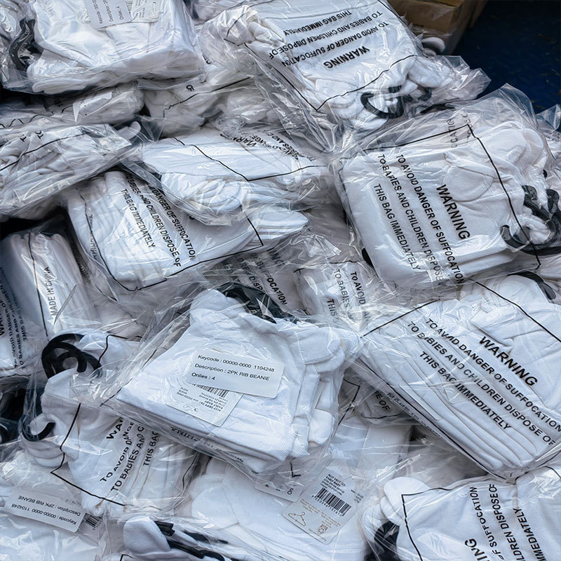 Минималистична шапка за бебета от чист памук за новородени (0–1 години) – зима 2024