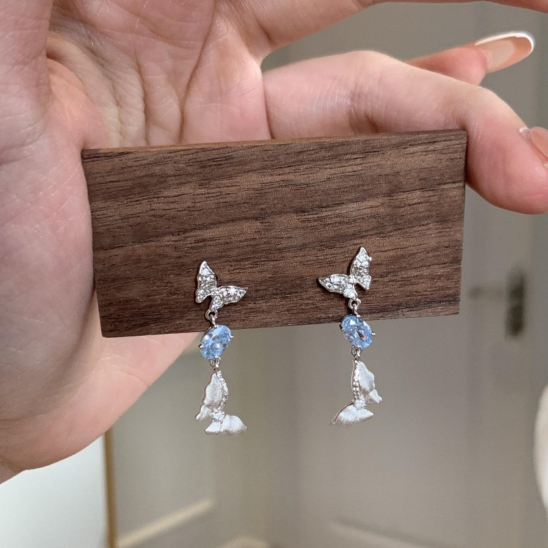 Set nakita: ogrlica, naušnice i narukvica s motivom leptira; bakar materijal; elektroplatinga; O-lanac; privjesak s mješovitim kamenjem; vintage stil