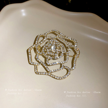 Broșă din aliaj cu diamant — accesoriu feminin de modă, design floral geometric