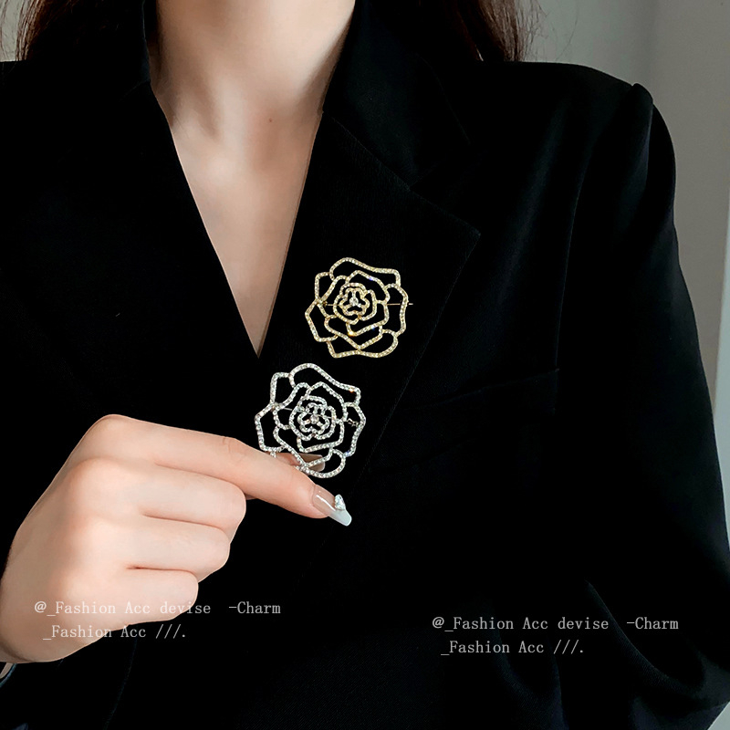 Broșă din aliaj cu diamant — accesoriu feminin de modă, design floral geometric