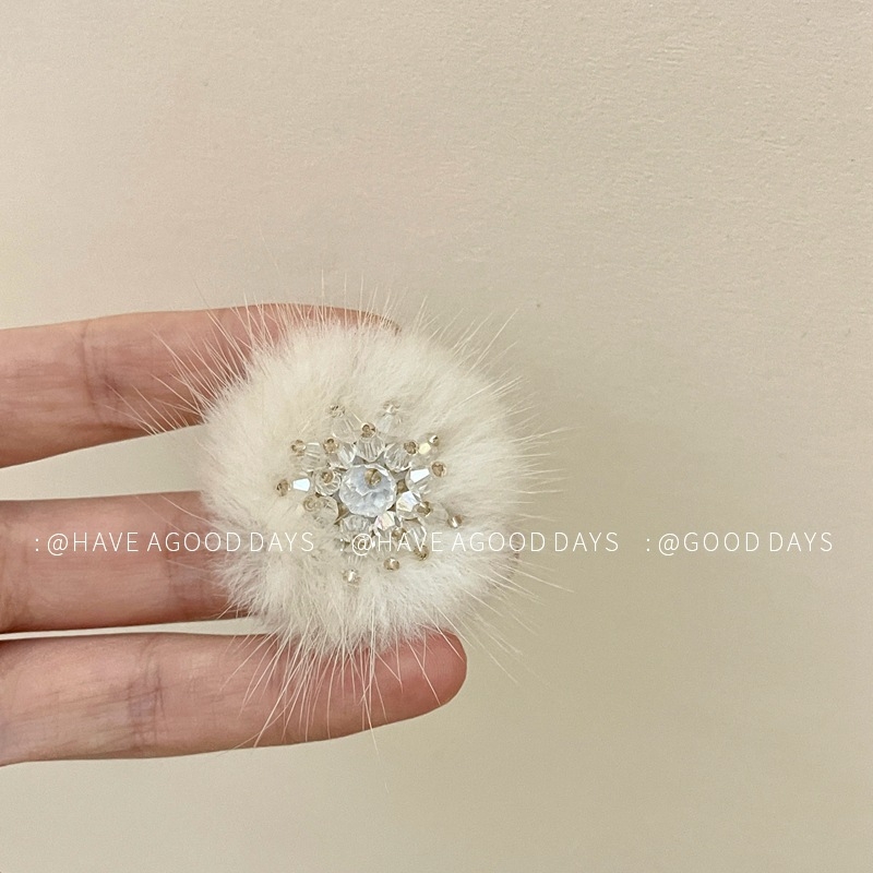 Geometrijska broš iz legure, s dijamantnim ugradnjama, fiksna funkcija