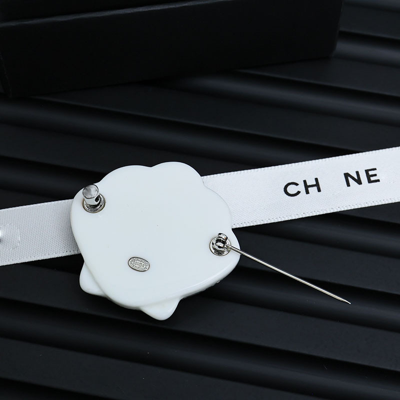 Broșă acrilică cu placare electroplatină – decor și accesoriu multifuncțional pentru femei, stil office fashion