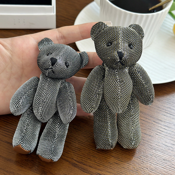 Broșă ursuleț drăguț, design 3D, unisex, pentru ghiozdan și uniformă școlară, din materiale mixte