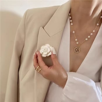Broșă din aliaj, în formă de floare, placare electrolitică, accesoriu decorativ pentru femei