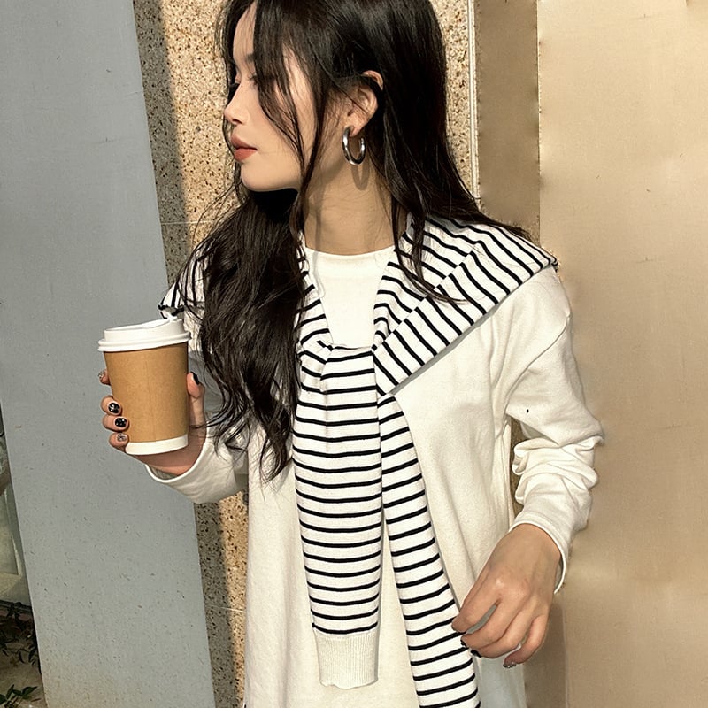 Csíkos kötött sál – gyapjú, japán-koreai stílus, warp kötés, meleg tavaszra és őszre, testreszabás elérhető