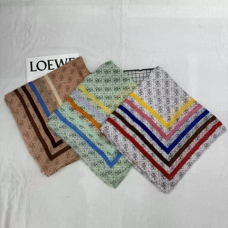 Šal, 100% kemijska vlakna, prilagodljiv, pogodan za sve sezone