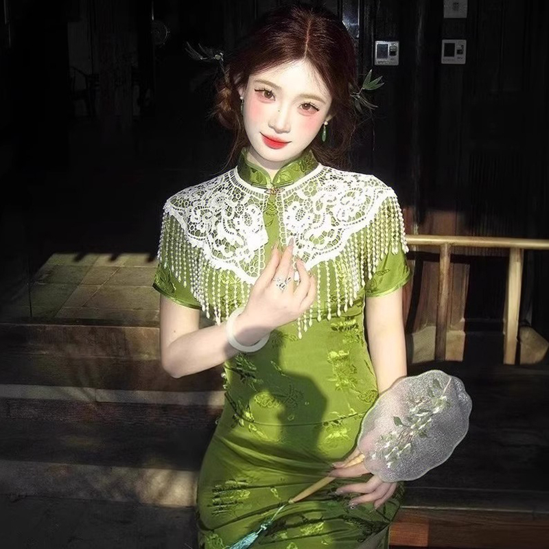 Șal cu ciucuri de perle și veste din dantelă, design cu umeri norului, dantelă monocromă, fir poliesteric, detalii lucrate manual