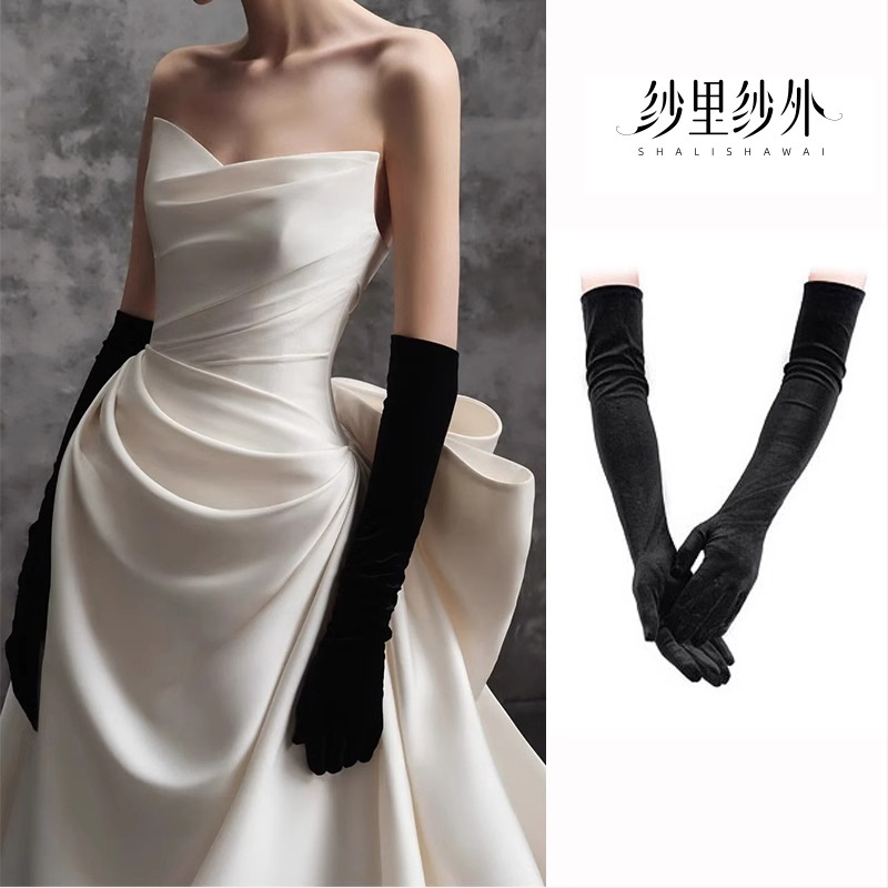 Moterų ilgos velūro pirštinės – elastinės, skirtos pasirodymams ir aprangai, tinkamos žiemai, pavasariui ir rudeniui