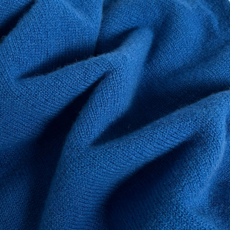 Trokutasti vuneni šal, 100% vuna, pleteni na weft, japansko-korejski stil, zadržava toplinu