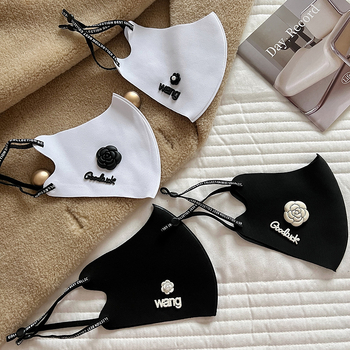 Veido kaukė iš Ice Silk, Jacquard audinys, vieno tono raštas, ausų kilpelės, dulkių atspari