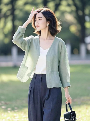 Plonas medvilnės-lineto kardiganas be sagų, laisvas kirpimas, 3/4 rankovės, UPF30+, ilgis 50-65 cm, pavasaris 2025