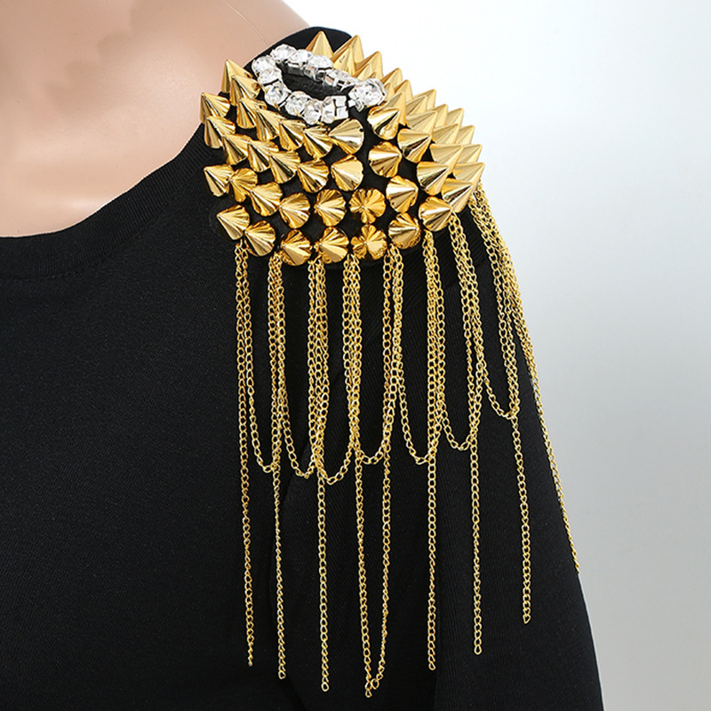 Metalinės peties epaletės su kutais - unisex, geometrinis dizainas, elektroplatinimo apdaila, pritaikoma, atskirai supakuota