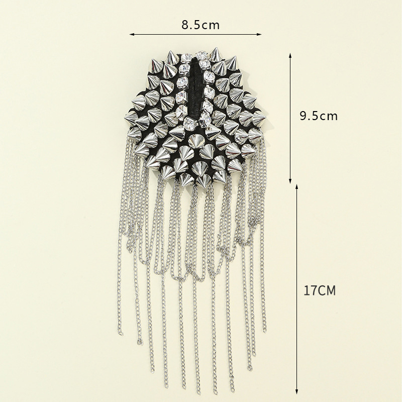 Metalinės peties epaletės su kutais - unisex, geometrinis dizainas, elektroplatinimo apdaila, pritaikoma, atskirai supakuota