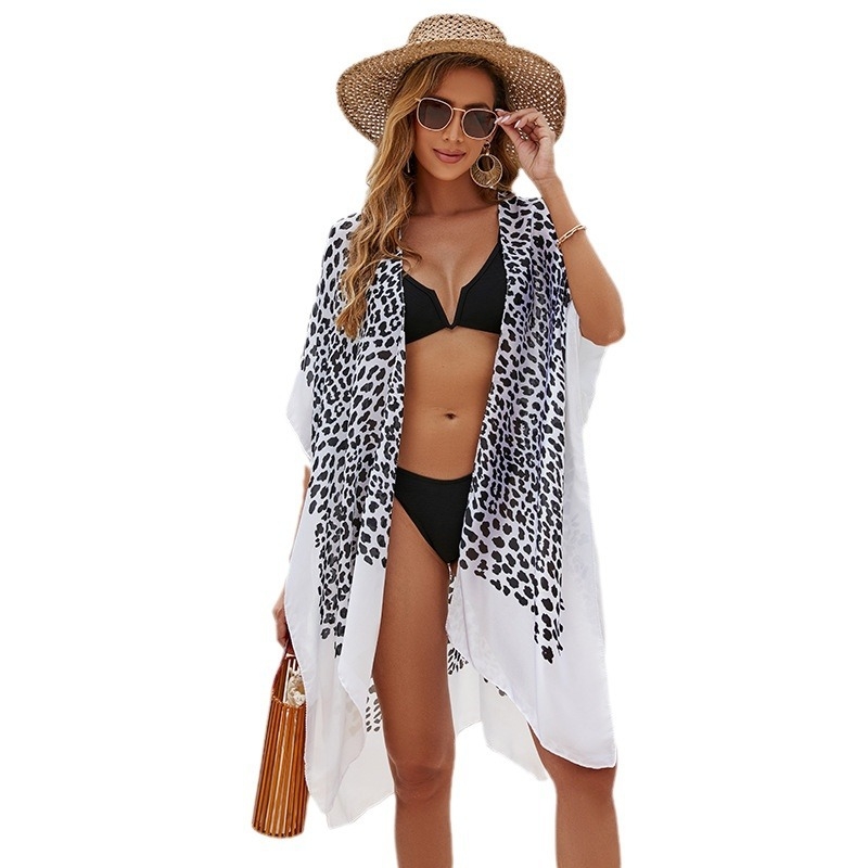 Kimono lejer pentru plajă pentru bikini, imprimeu gradient leopard, material mătase artificială, poliester, protecție solară