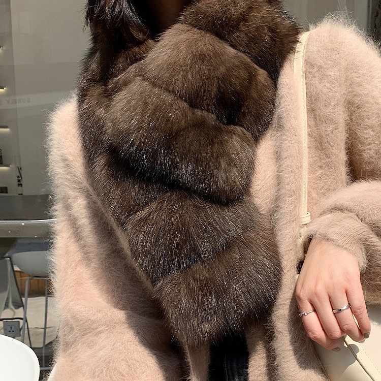 Šal od umjetne nore krzna, warp tkanje, 100% poliester, zadržava toplinu, zima