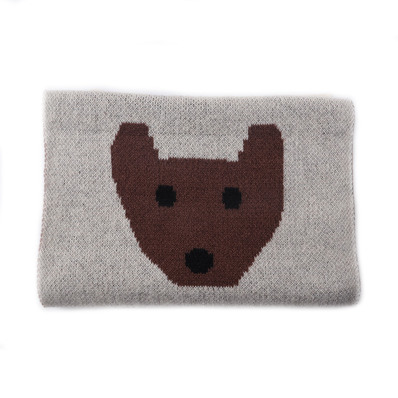 Плетен шал с мотив на куче – японски стил, warp плетение, полиестрова тъкан (>96%), зимна топлина