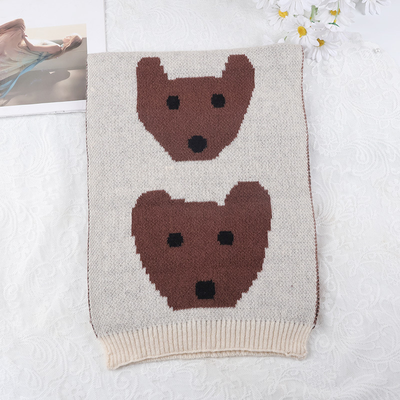 Плетен шал с мотив на куче – японски стил, warp плетение, полиестрова тъкан (>96%), зимна топлина