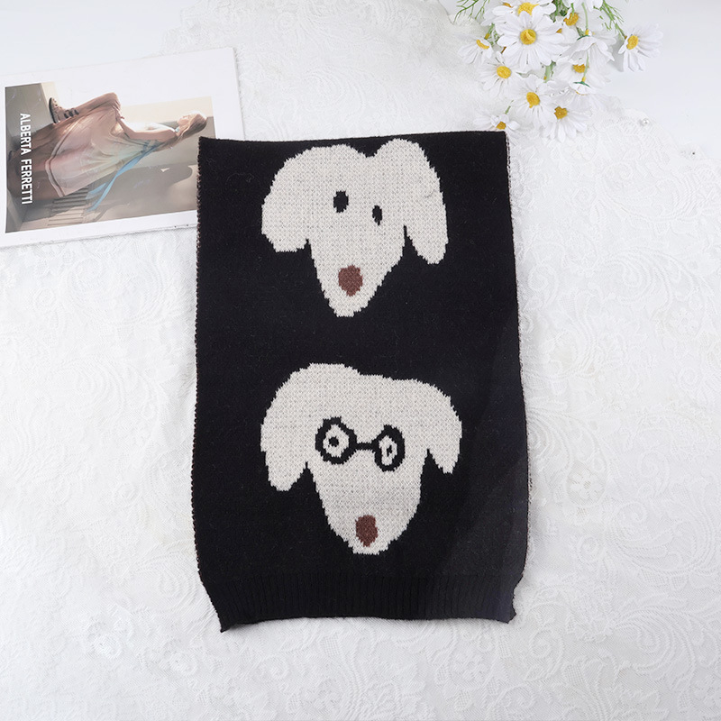 Плетен шал с мотив на куче – японски стил, warp плетение, полиестрова тъкан (>96%), зимна топлина