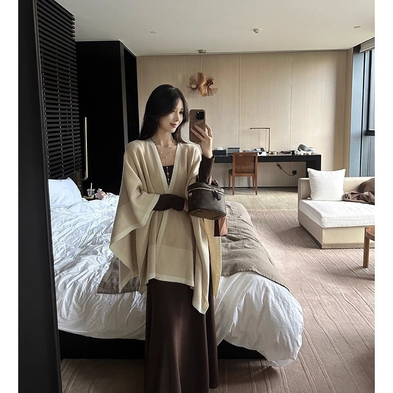 Ženski kapuš-šal - Jednobojni uzorak, Jacquard obrada, Dekorativno, Prošireni stil