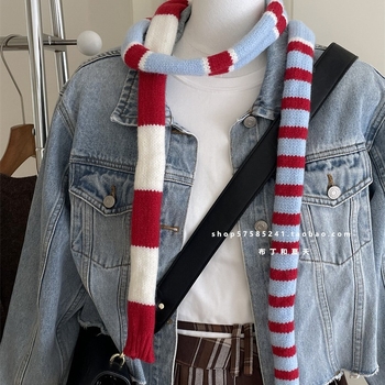 Dugi šal od vunene smjese, warp-knitting tkanje, color-block prugasti uzorak, održava toplinu zimi.