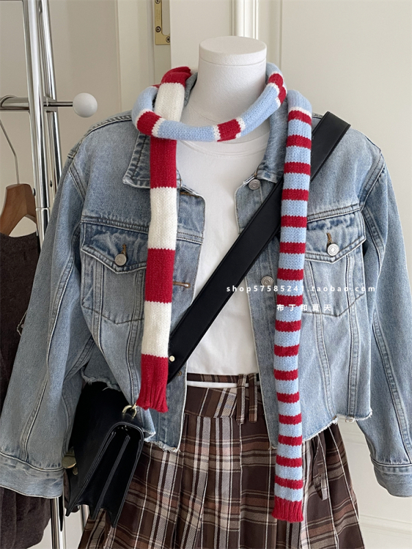 Dugi šal od vunene smjese, warp-knitting tkanje, color-block prugasti uzorak, održava toplinu zimi.