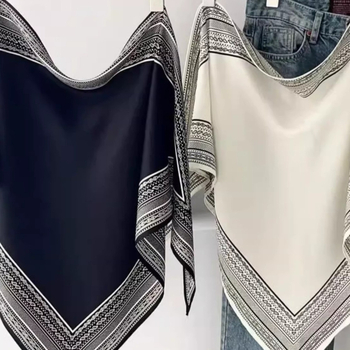 Полиестерен триъгълен шал с принт, съдържащ над 96% полиестер, Лято 2025 издание, произход Джинхуа
