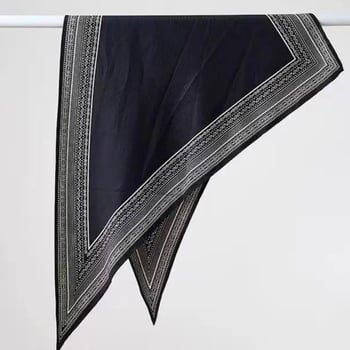 Полиестерен триъгълен шал с принт, съдържащ над 96% полиестер, Лято 2025 издание, произход Джинхуа