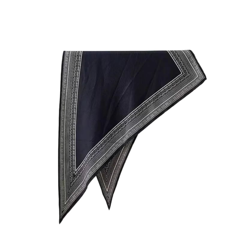 Полиестерен триъгълен шал с принт, съдържащ над 96% полиестер, Лято 2025 издание, произход Джинхуа