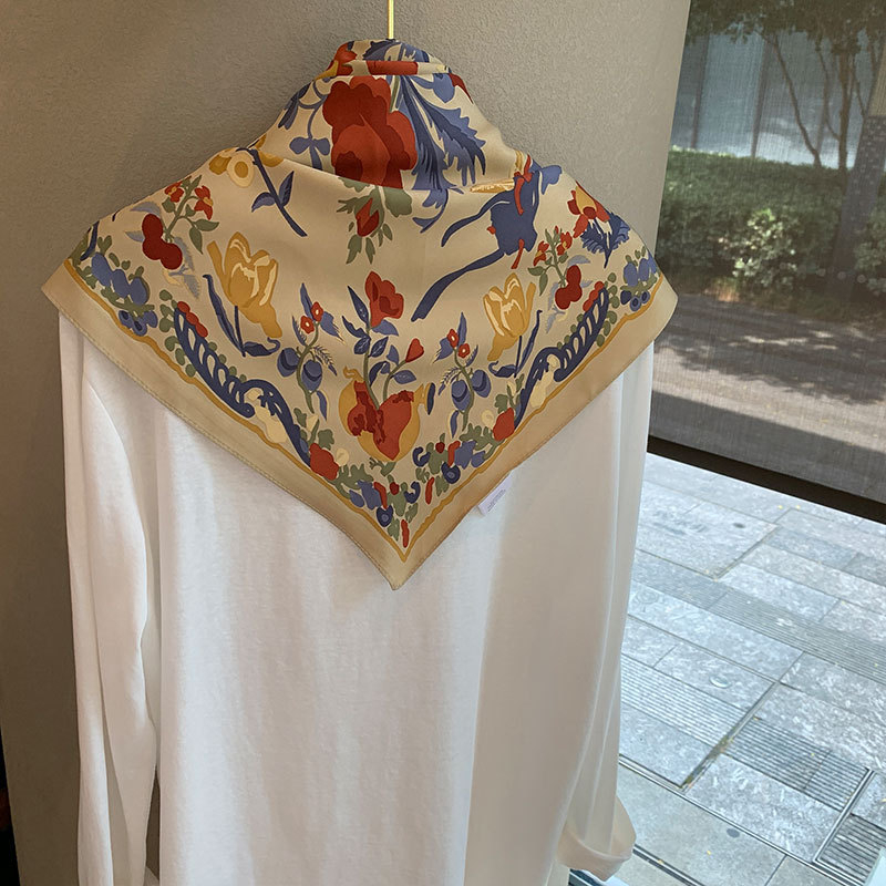 Șal triunghiular din bumbac, cu model floral, jacquard